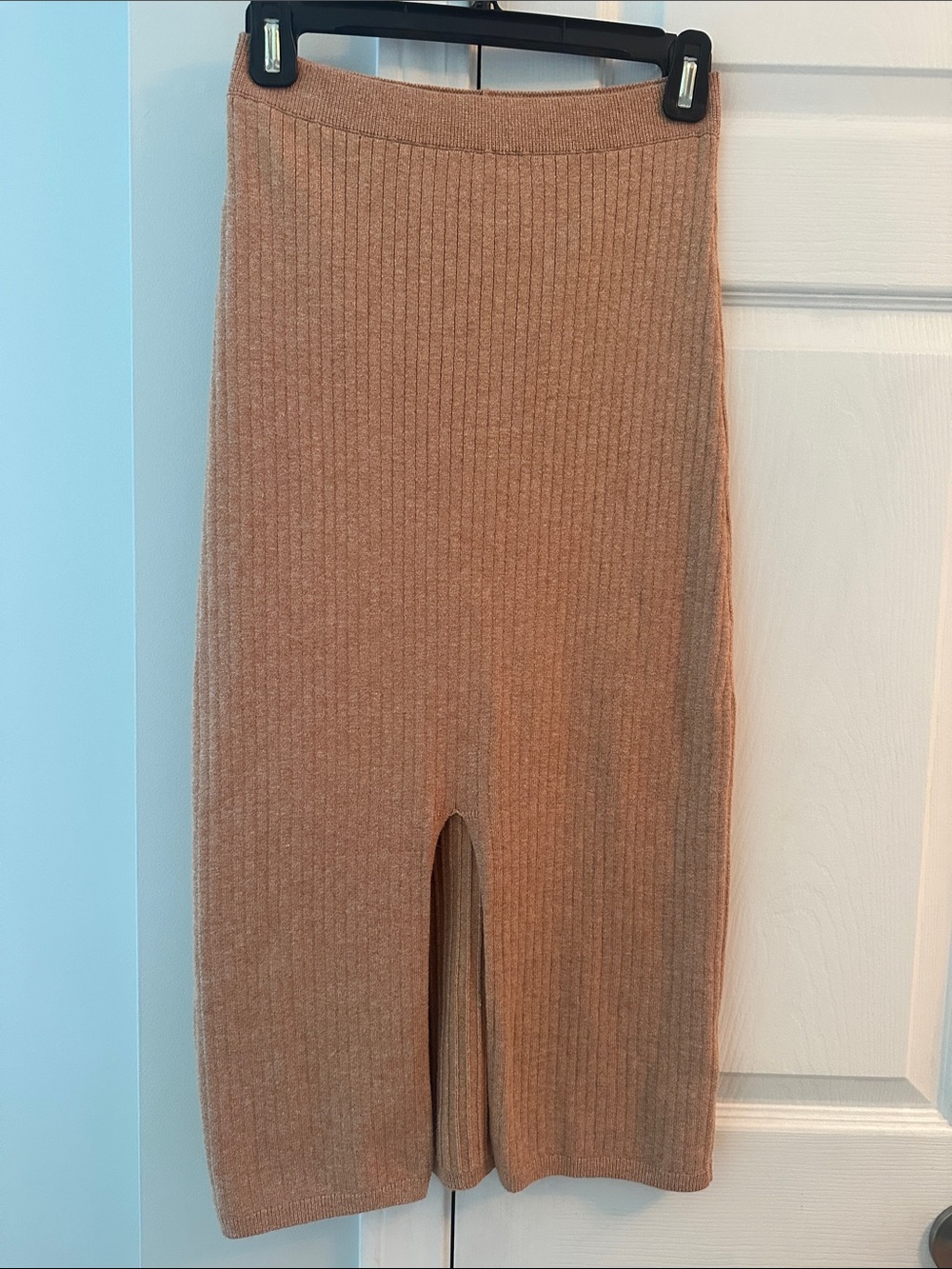 Free People (Super Comfy!) Ribbed Midi Skirt in Came with Front Slit- Size Small